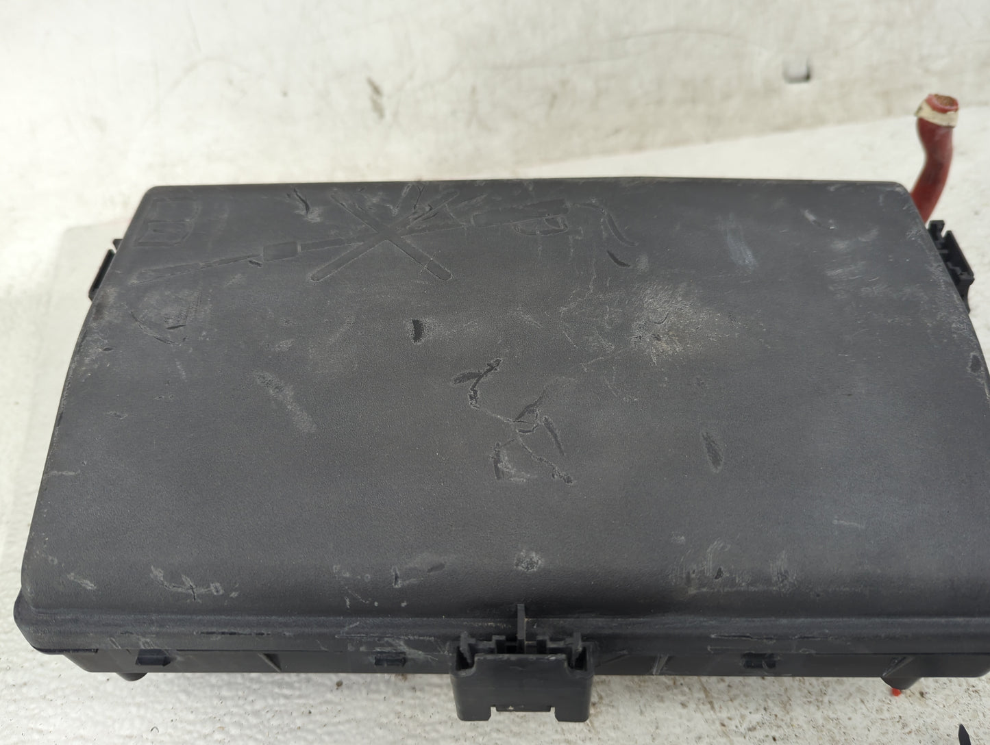 2016-2020 Chevrolet Impala Fusebox Fuse Box Panel Relay Module P/N:13272071 13272072 Fits Fits 2016 2017 2018 2019 2020 OEM 