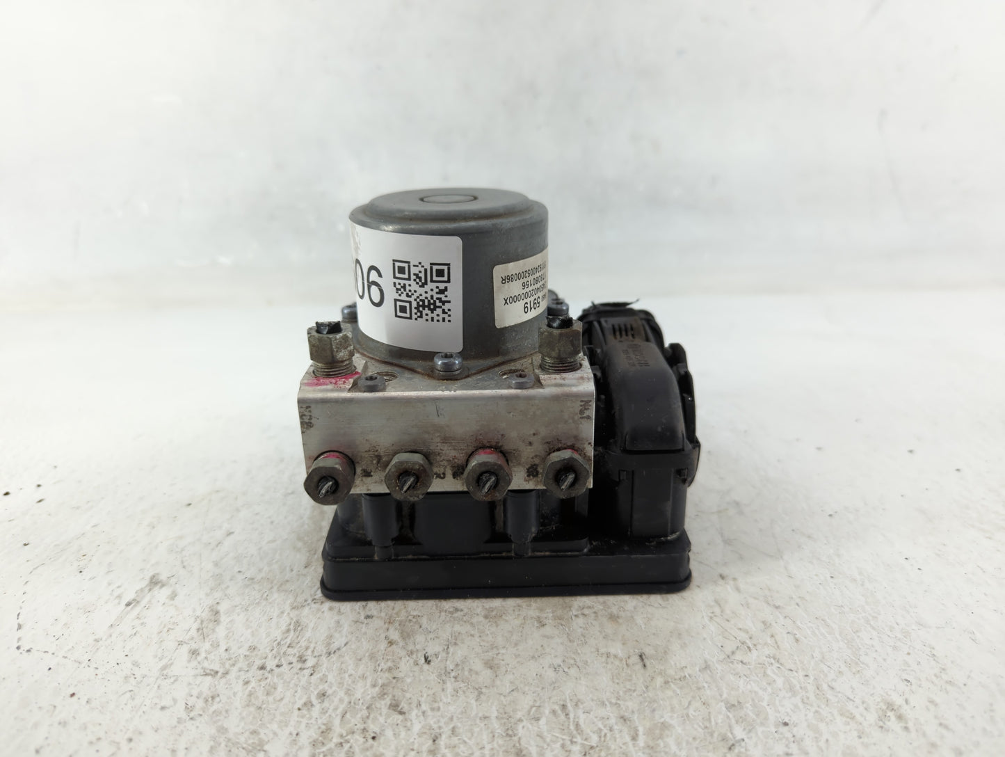 2017-2020 Chevrolet Impala ABS Pump Control Module Replacement P/N:84605919 Fits Fits 2017 2018 2019 2020 OEM Used Auto Part