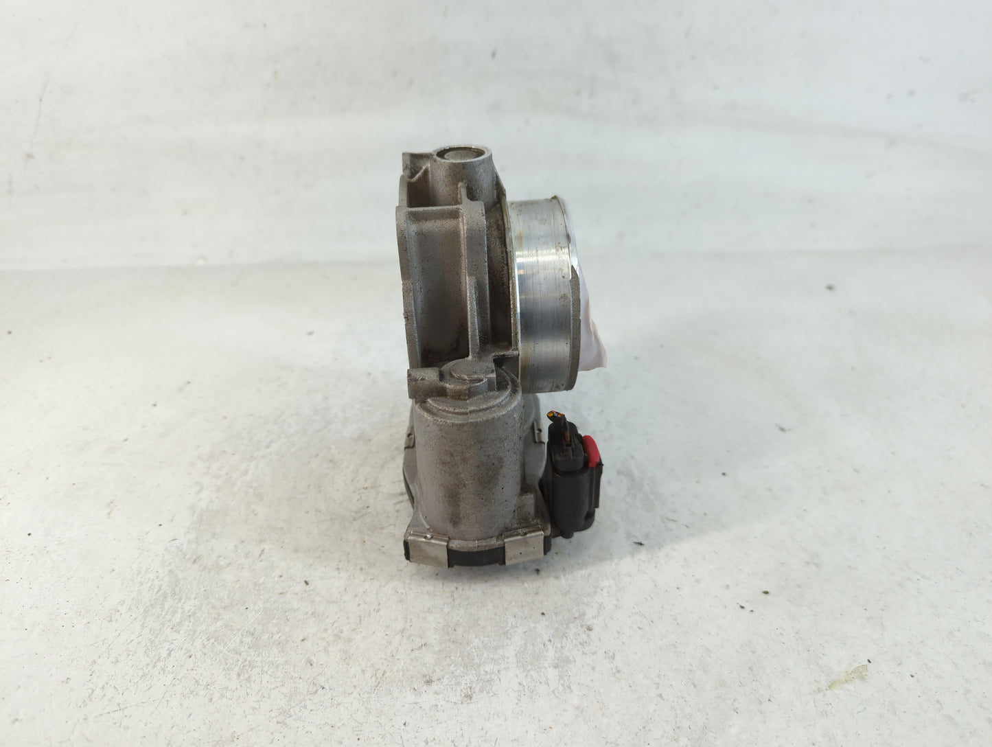 2012-2020 Chevrolet Impala Throttle Body P/N:12670981AA Fits Fits 2012 2013 2014 2015 2016 2017 2018 2019 2020 2021 2022 OEM