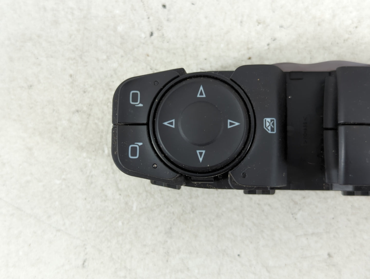 2016-2021 Chevrolet Malibu Master Power Window Switch Replacement Driver Side Left P/N:84513464 Fits OEM Used Auto Parts - O