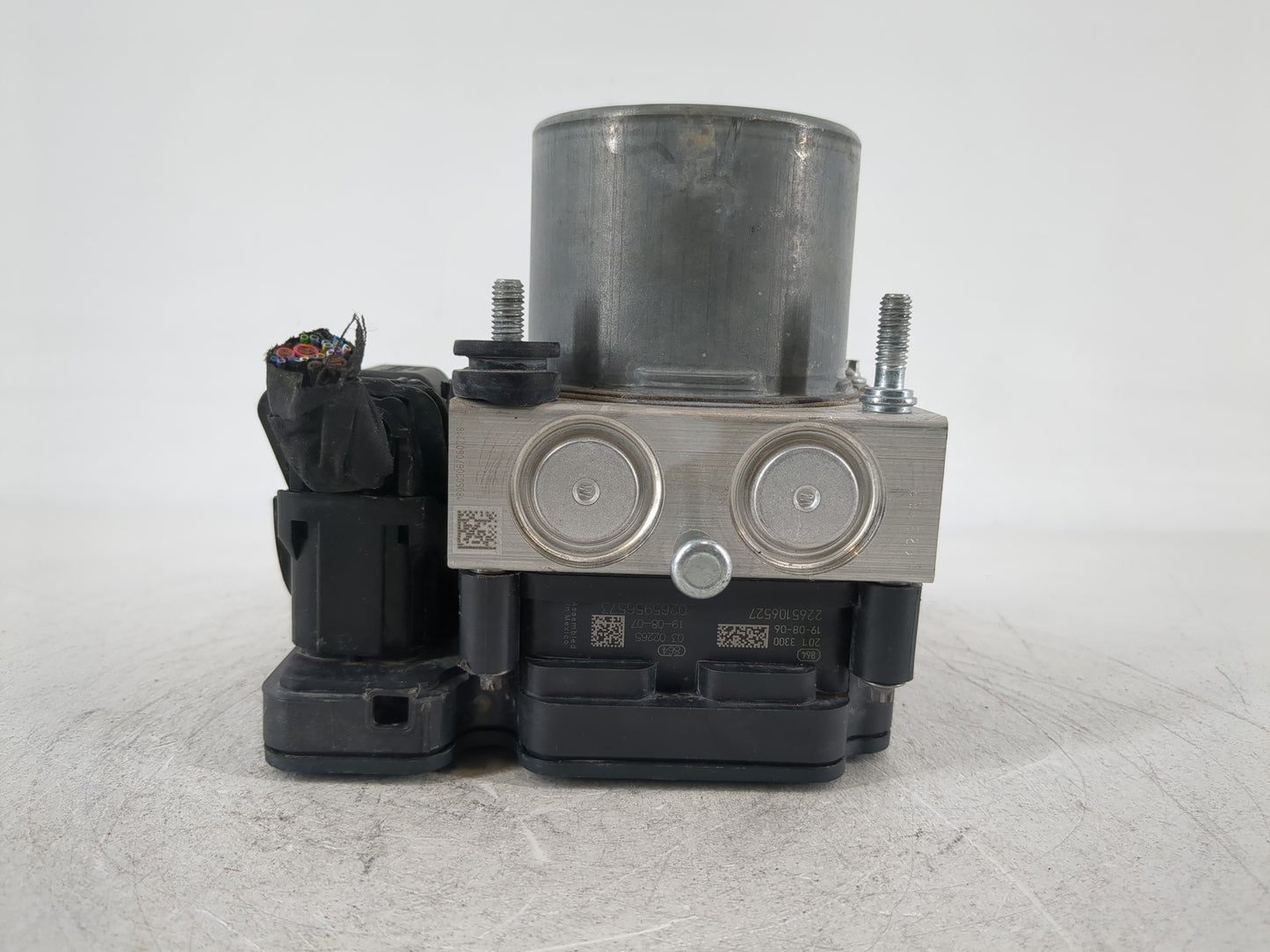 2019-2021 Chevrolet Malibu ABS Pump Control Module Replacement P/N:8450 1623 065055766 Fits Fits 2019 2020 2021 OEM Used Aut