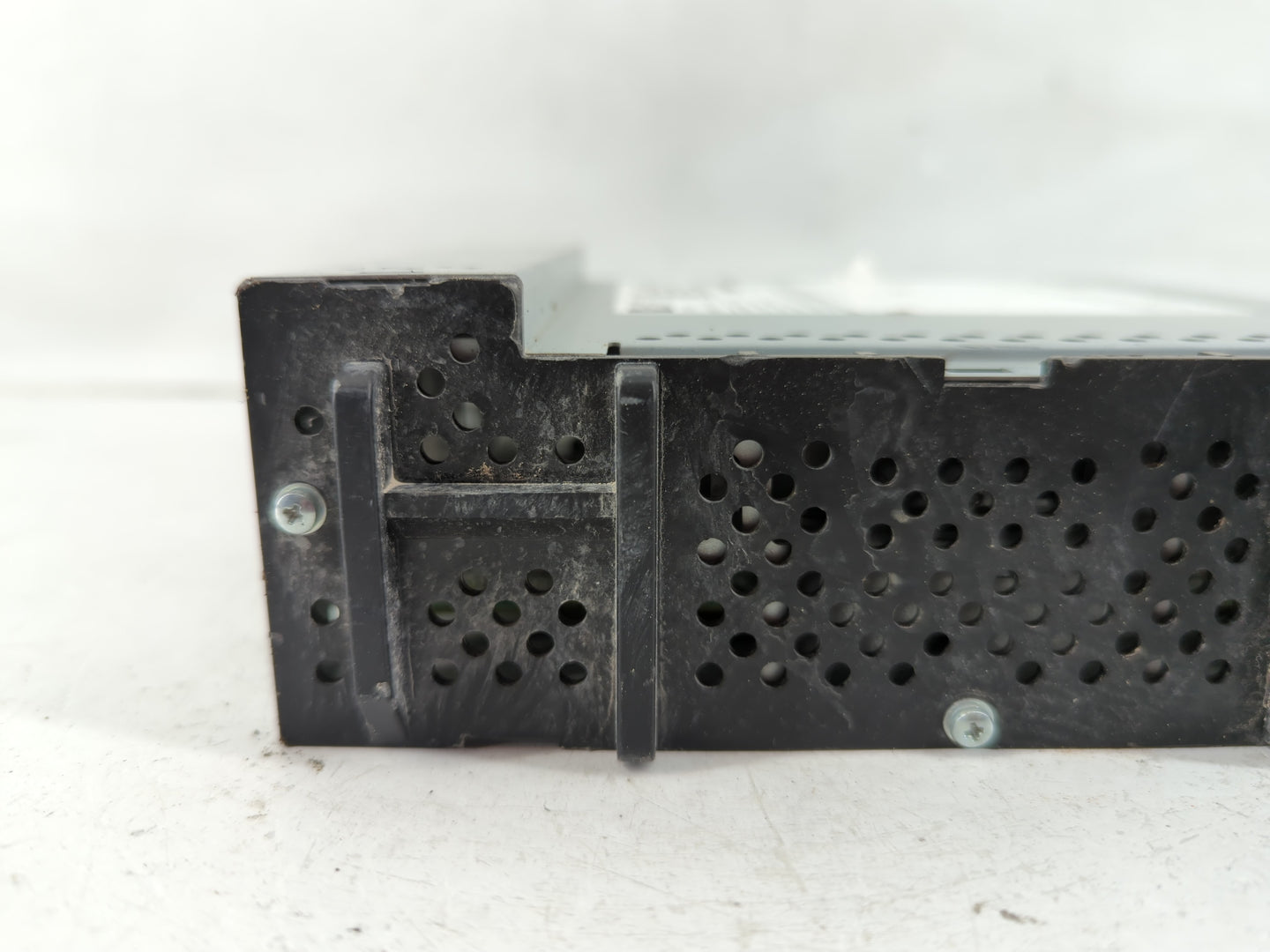 2019-2021 Chevrolet Malibu Radio AM FM Cd Player Receiver Replacement P/N:84691615 Fits Fits 2019 2020 2021 2022 OEM Used Au