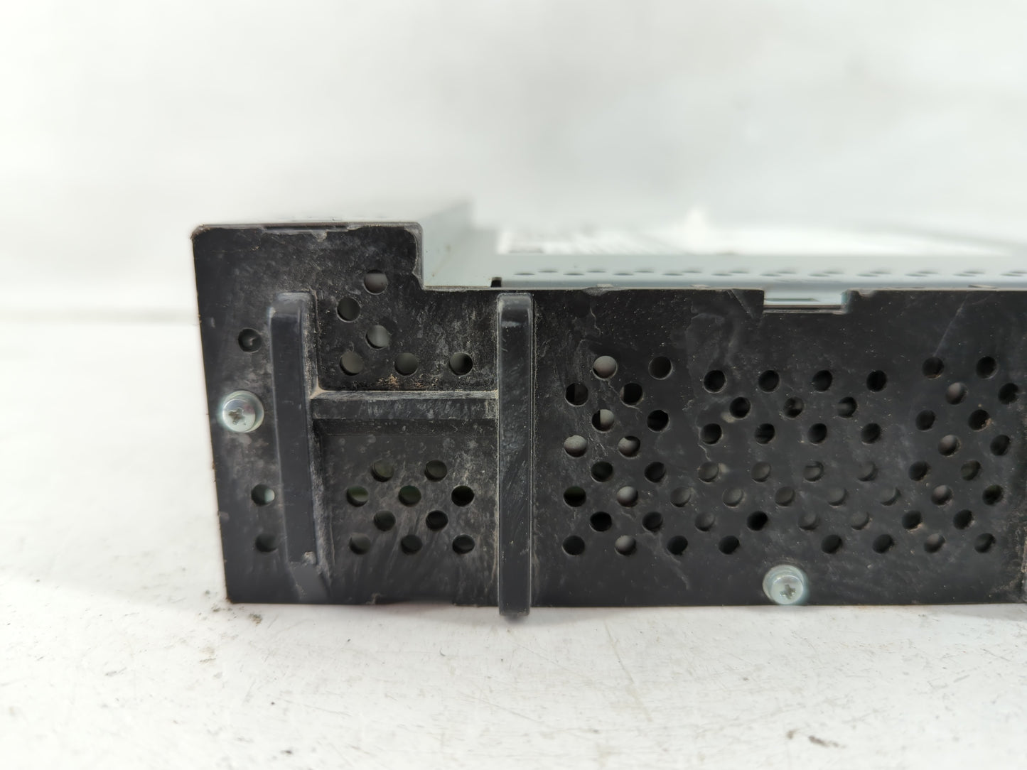 2019-2021 Chevrolet Malibu Radio AM FM Cd Player Receiver Replacement P/N:84691615 Fits Fits 2019 2020 2021 2022 OEM Used Au