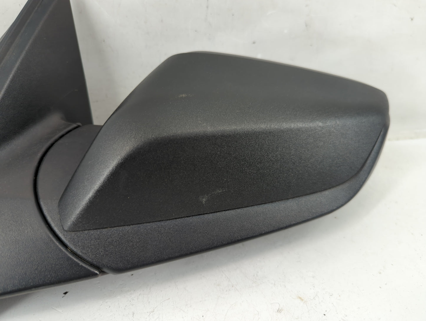 2016-2021 Chevrolet Malibu Driver Side View Mirror - Left Door Mirror OEM Used - Oemusedautoparts1.com