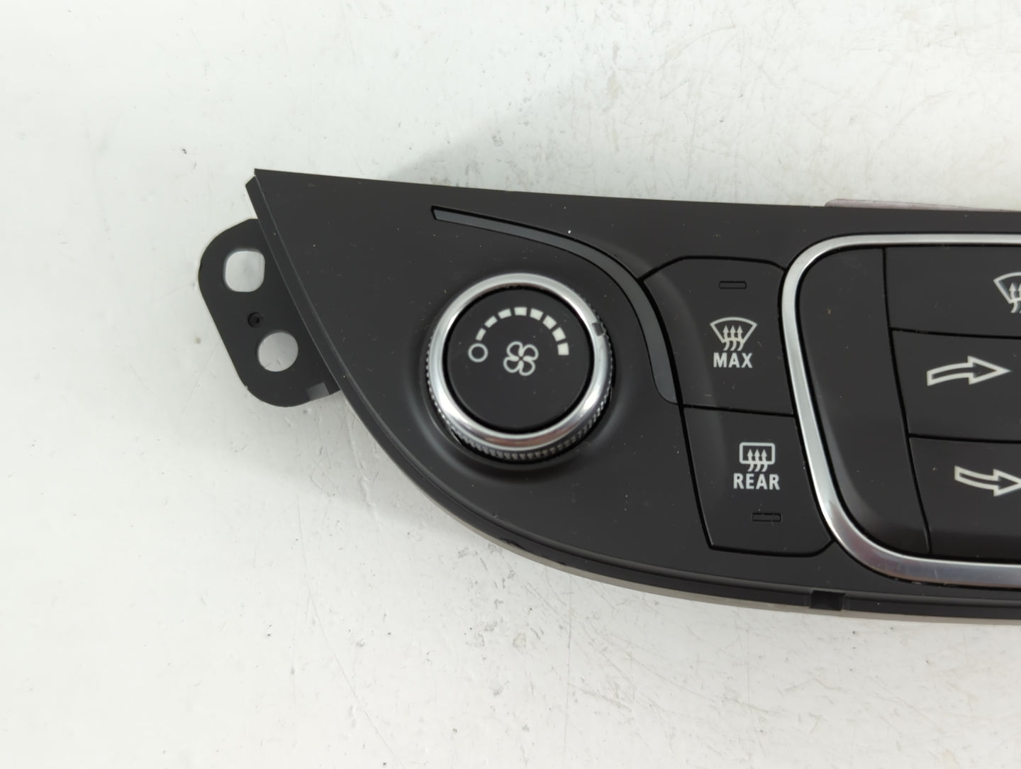 2019-2021 Chevrolet Malibu Climate Control Module Temperature AC/Heater Replacement P/N:84426651 Fits Fits 2019 2020 2021 OE