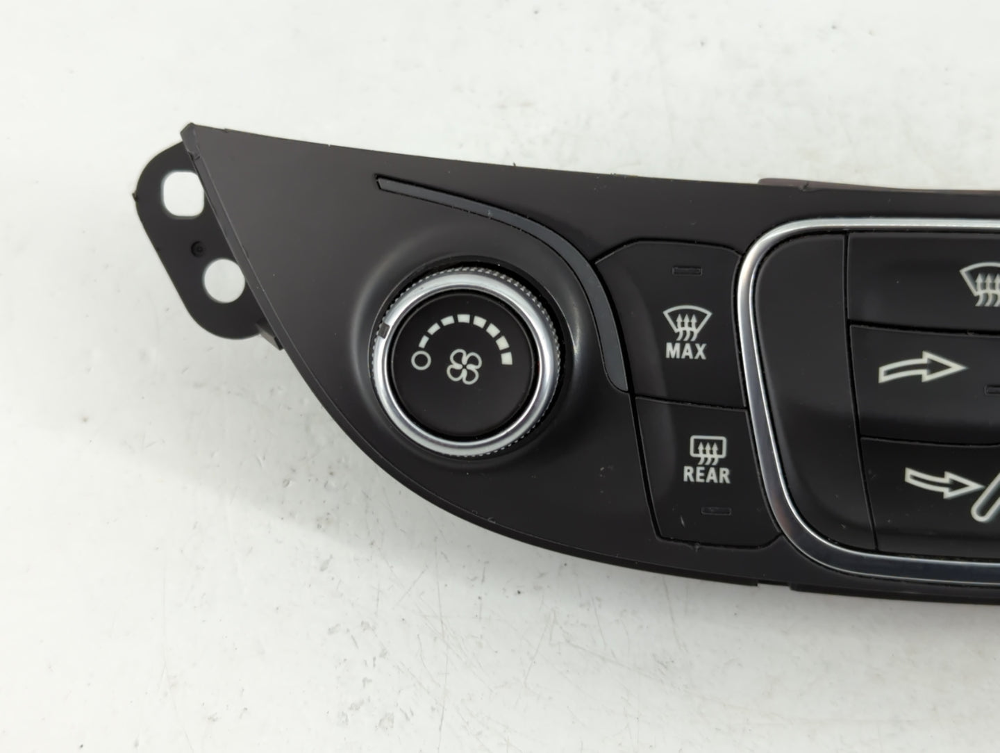 2019-2021 Chevrolet Malibu Climate Control Module Temperature AC/Heater Replacement P/N:84426651 Fits Fits 2019 2020 2021 OE