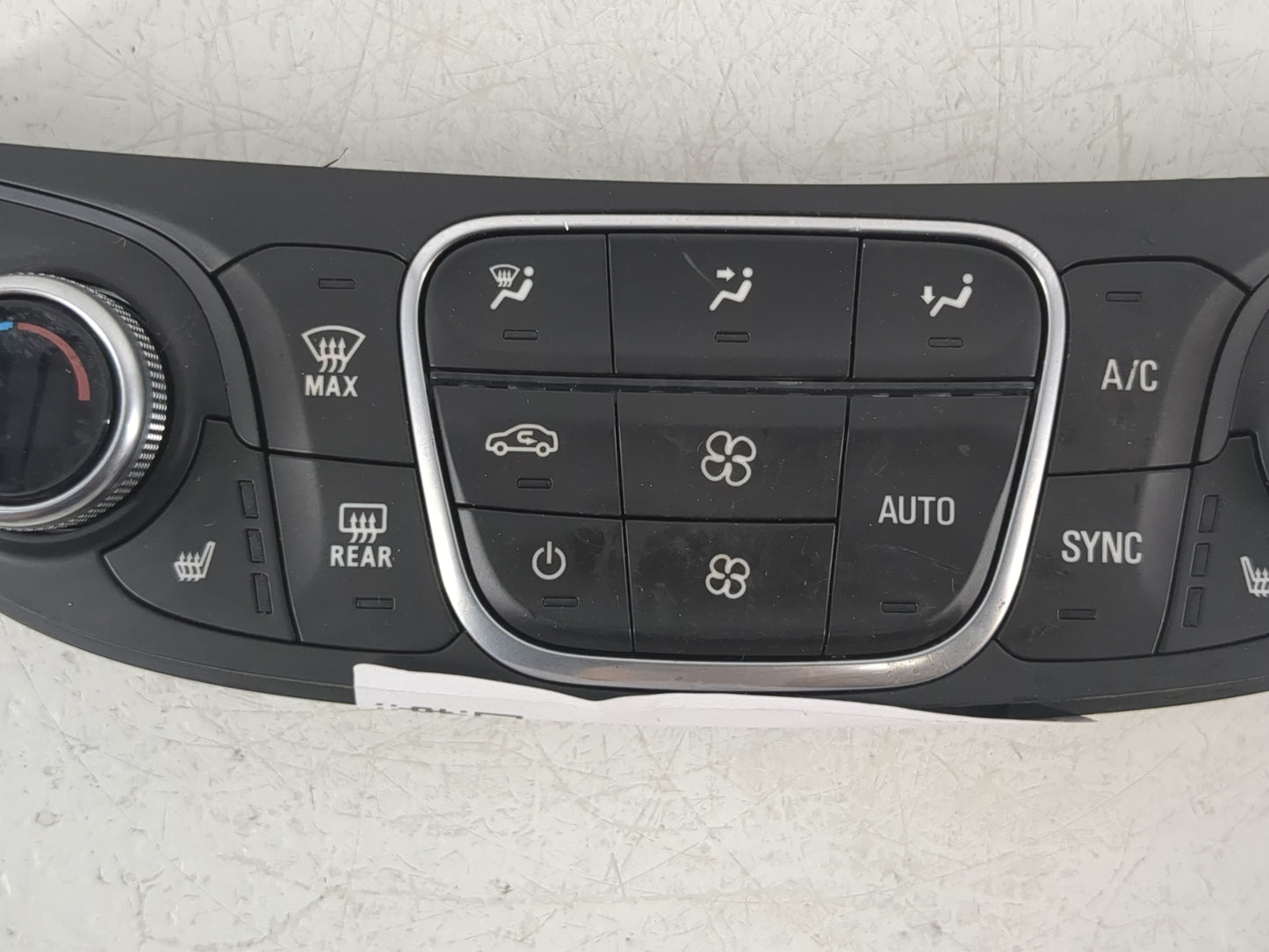 2018-2021 Chevrolet Malibu Climate Control Module Temperature AC/Heater Replacement P/N:84684288 Fits Fits 2018 2019 2020 20