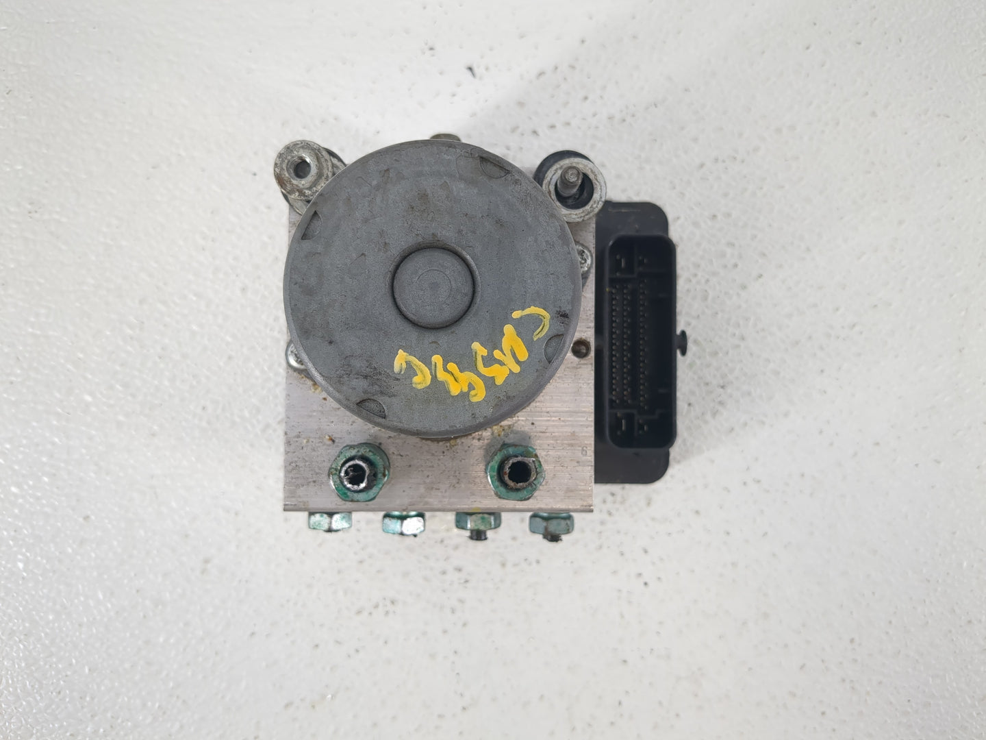 2019-2021 Chevrolet Malibu ABS Pump Control Module Replacement P/N:84501623 Fits Fits 2019 2020 2021 OEM Used Auto Parts - O