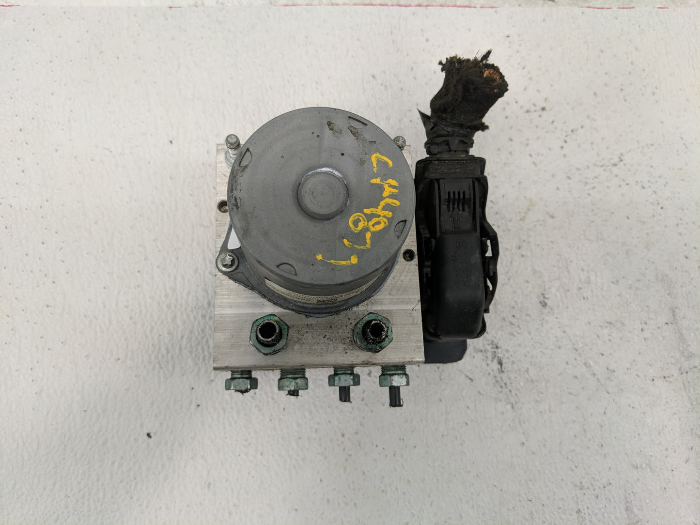 2019-2021 Chevrolet Malibu ABS Pump Control Module Replacement P/N:84501623 Fits Fits 2019 2020 2021 OEM Used Auto Parts - O