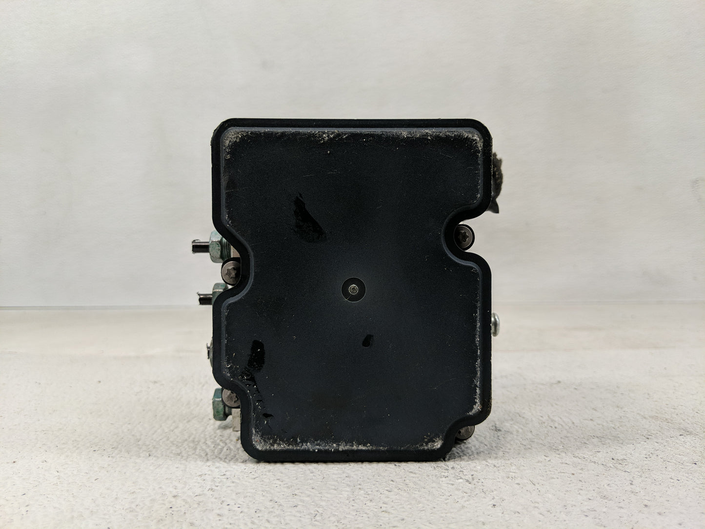 2019-2021 Chevrolet Malibu ABS Pump Control Module Replacement P/N:84501623 Fits Fits 2019 2020 2021 OEM Used Auto Parts - O