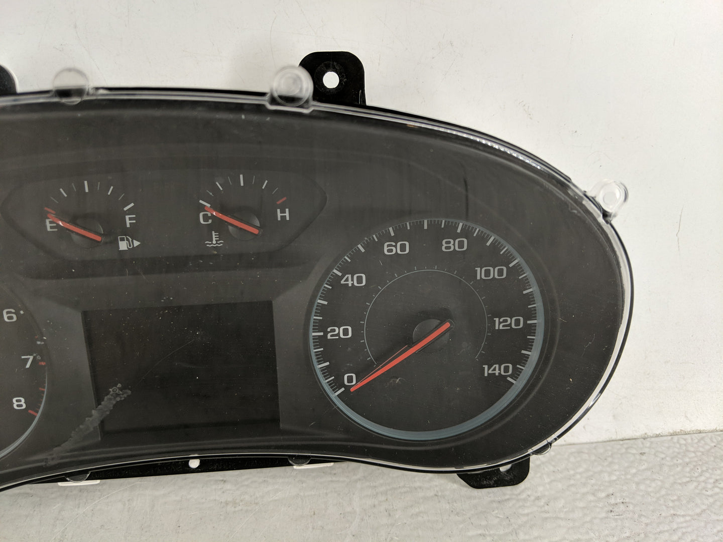 2020-2021 Chevrolet Malibu Instrument Cluster Speedometer Gauges P/N:84660724 Fits Fits 2020 2021 OEM Used Auto Parts - Oemu