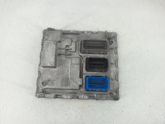 compare product 2020-2021 Chevrolet Malibu PCM Engine Control Computer ECU ECM PCU OEM P/N:12703745 Fits Fits 2020 2021 2022 OEM Used Auto Parts