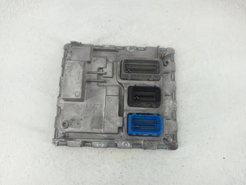 2020-2021 Chevrolet Malibu PCM Engine Control Computer ECU ECM PCU OEM P/N:12703745 Fits Fits 2020 2021 2022 OEM Used Auto P