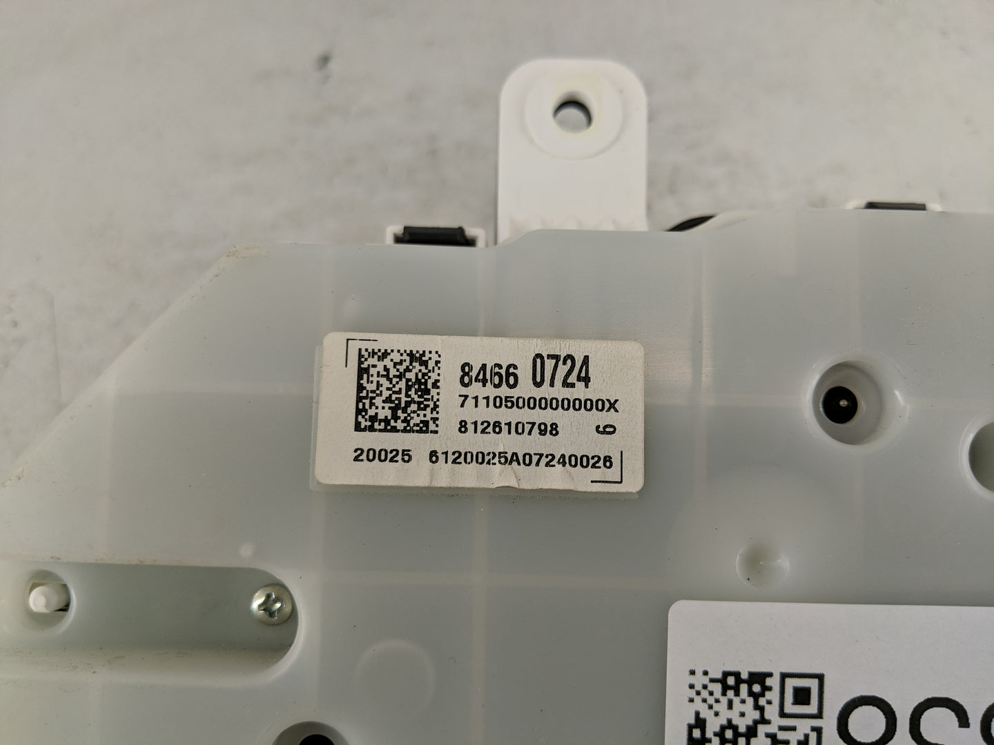 2020-2021 Chevrolet Malibu Instrument Cluster Speedometer Gauges P/N:8466 0724 Fits Fits 2020 2021 OEM Used Auto Parts - Oem