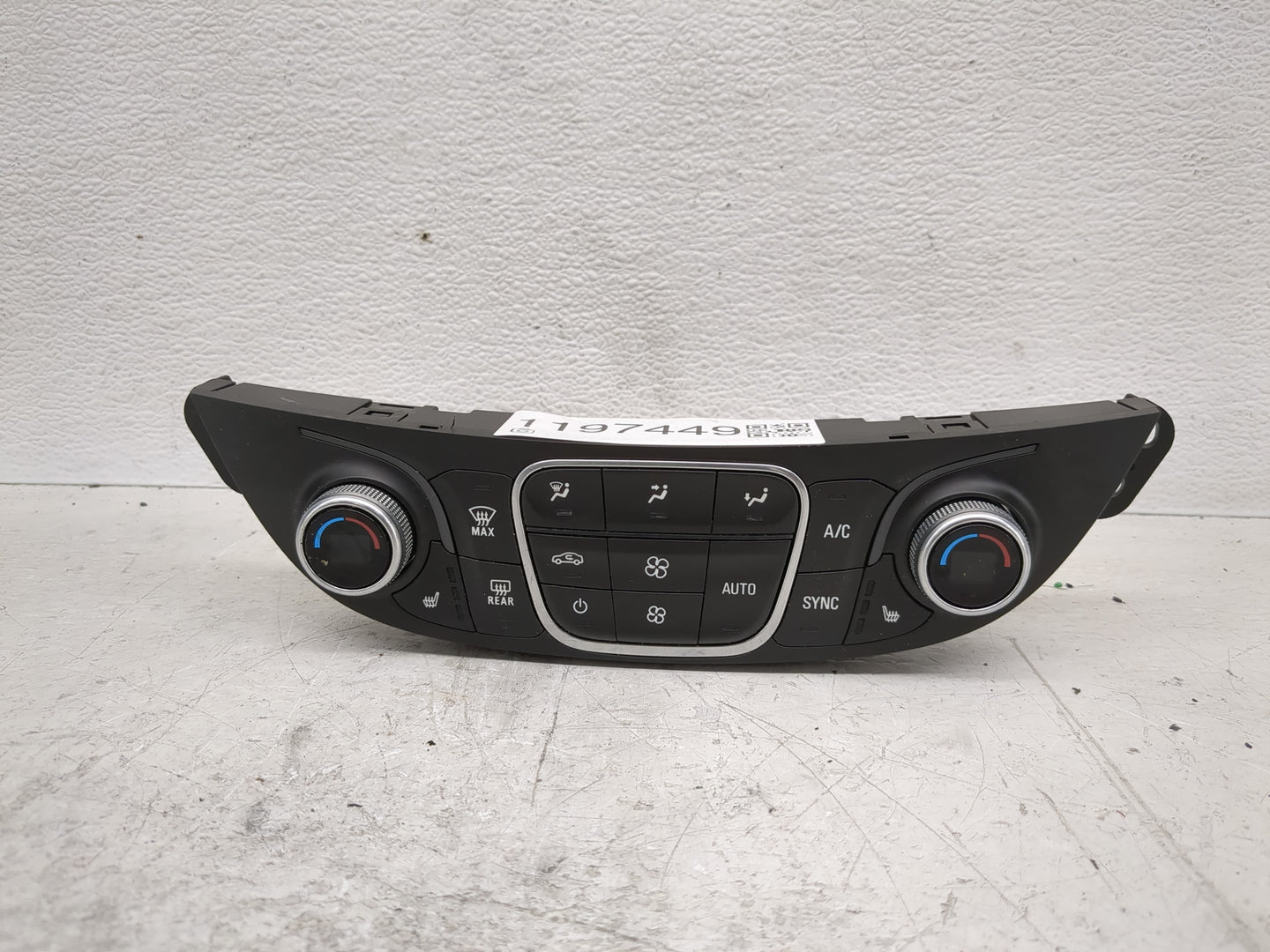 2018-2021 Chevrolet Malibu Climate Control Module Temperature AC/Heater Replacement P/N:84684288 Fits Fits 2018 2019 2020 20