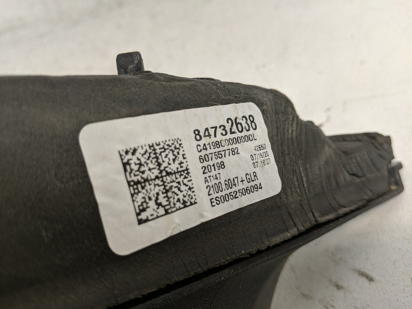 2016-2021 Chevrolet Malibu Side Mirror Replacement Driver Left View Door Mirror P/N:84705602 Fits OEM Used Auto Parts - Oemu