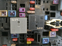 2019-2021 Chevrolet Malibu Fusebox Fuse Box Panel Relay Module P/N:12V-PA66-GF45 13468934, 13468935 Fits Fits 2019 2020 2021
