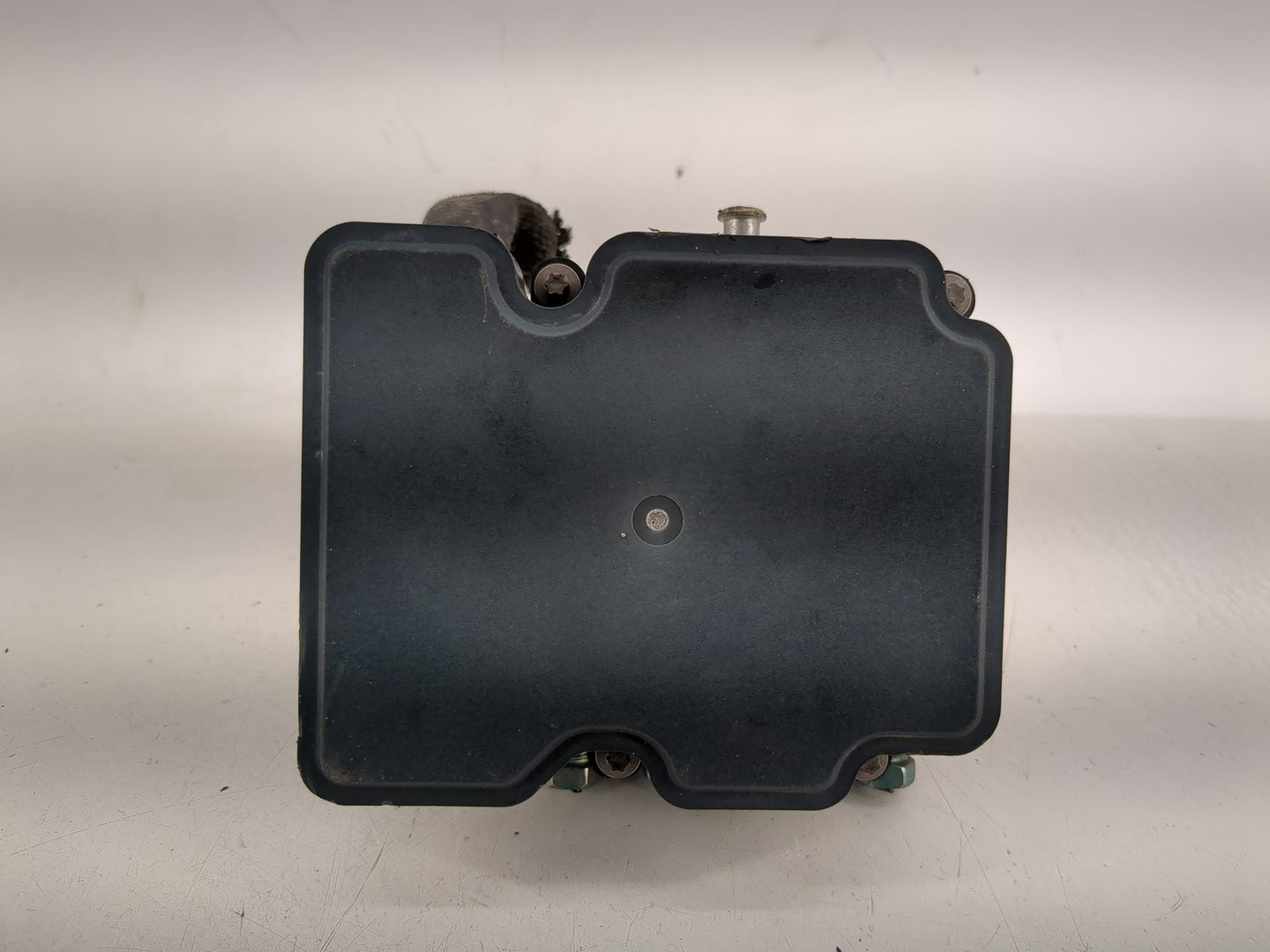 2019-2021 Chevrolet Malibu ABS Pump Control Module Replacement P/N:0265956573 2265106527 Fits Fits 2019 2020 2021 OEM Used A