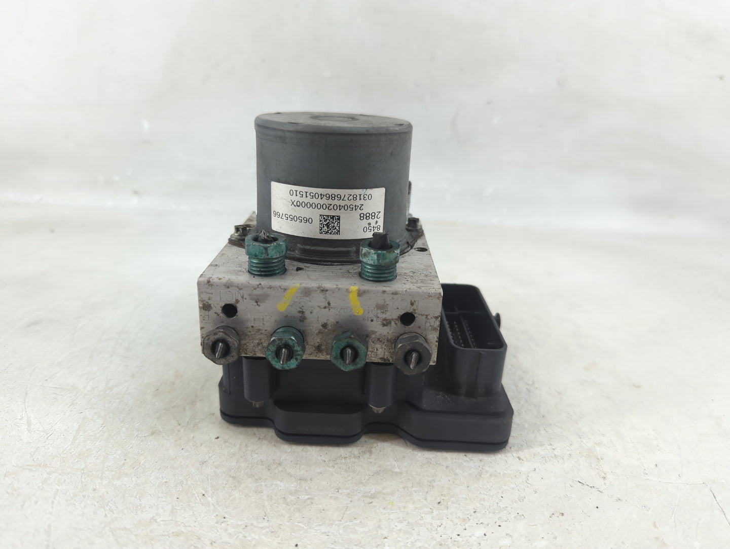 2019-2021 Chevrolet Malibu ABS Pump Control Module Replacement P/N:0265956573 2265106527 Fits Fits 2019 2020 2021 OEM Used A