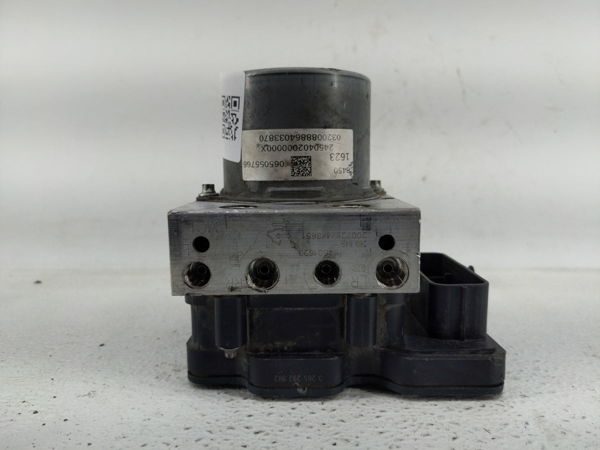 2019-2021 Chevrolet Malibu Anti-Lock Brake ABS Pump Module Actuator OEM P/N:84501623 Fits Fits 2019 2020 2021 OEM Used Auto 