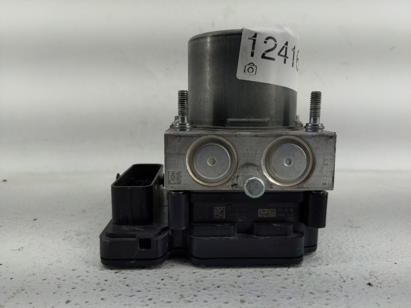2019-2021 Chevrolet Malibu ABS Pump Control Module Replacement P/N:84501623 Fits Fits 2019 2020 2021 OEM Used Auto Parts - O
