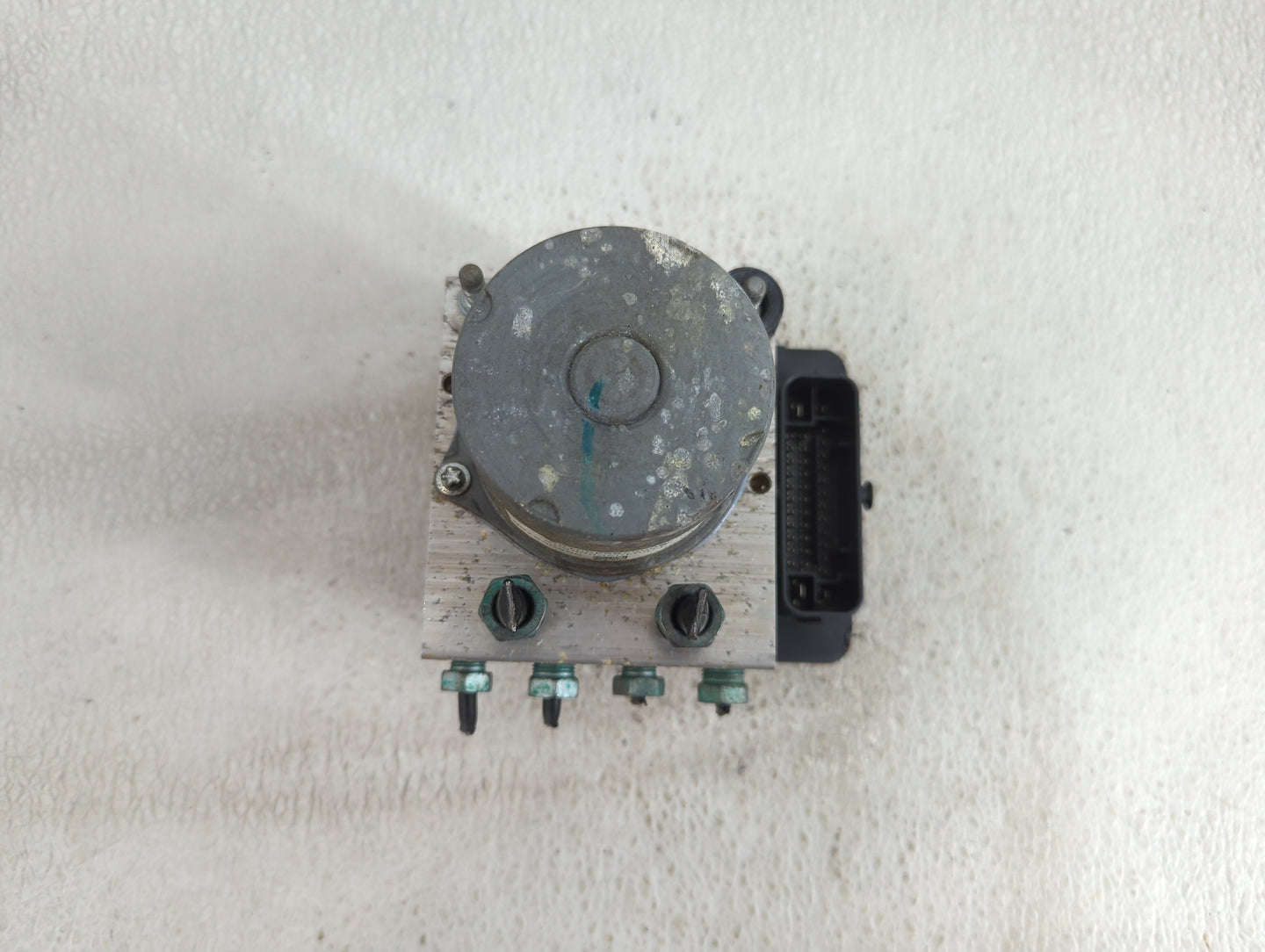 2019-2021 Chevrolet Malibu ABS Pump Control Module Replacement P/N:065055766 Fits Fits 2019 2020 2021 OEM Used Auto Parts - 