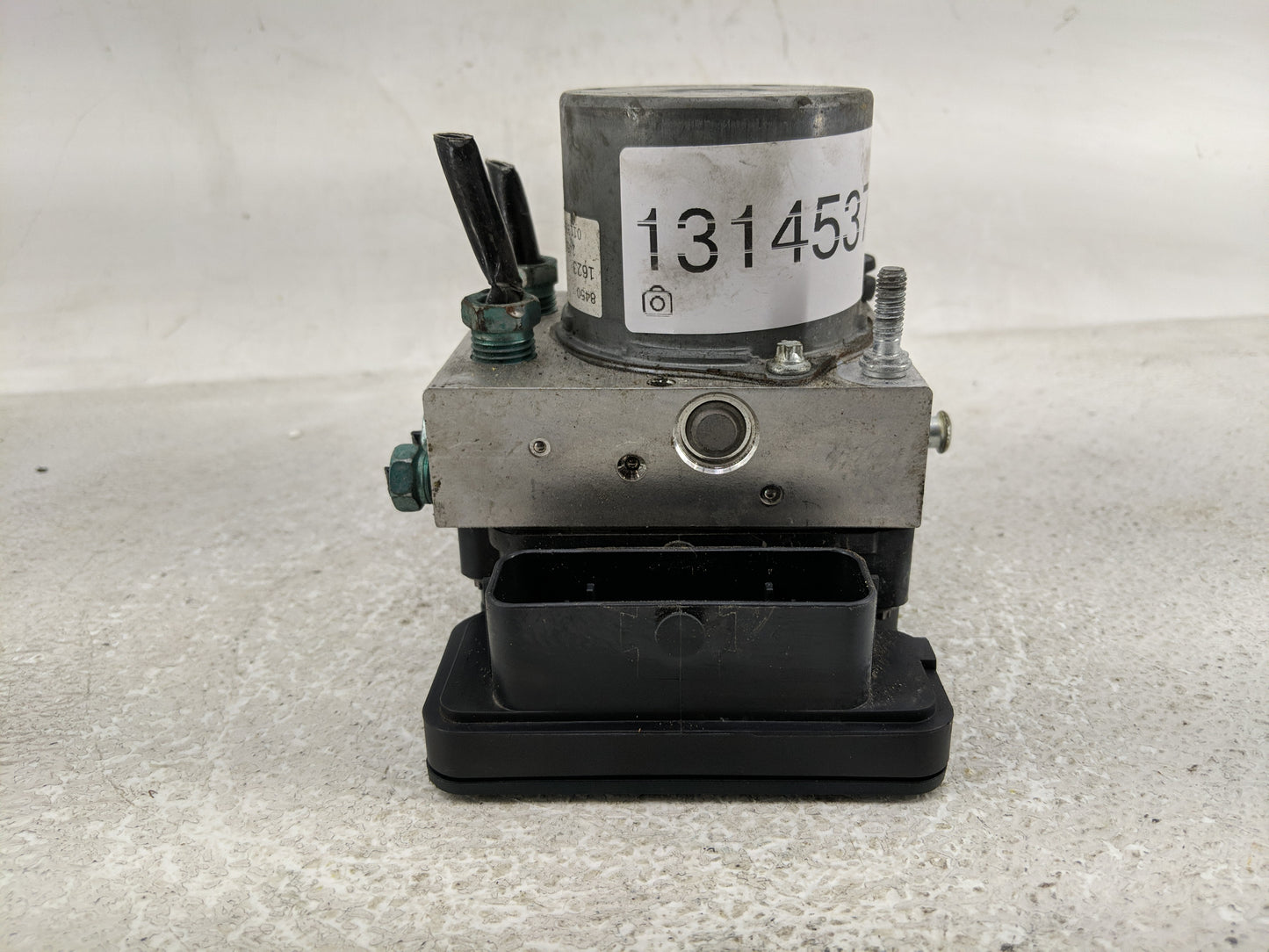 2019-2021 Chevrolet Malibu ABS Pump Control Module Replacement P/N:0650557 8450 1623 Fits Fits 2019 2020 2021 OEM Used Auto 