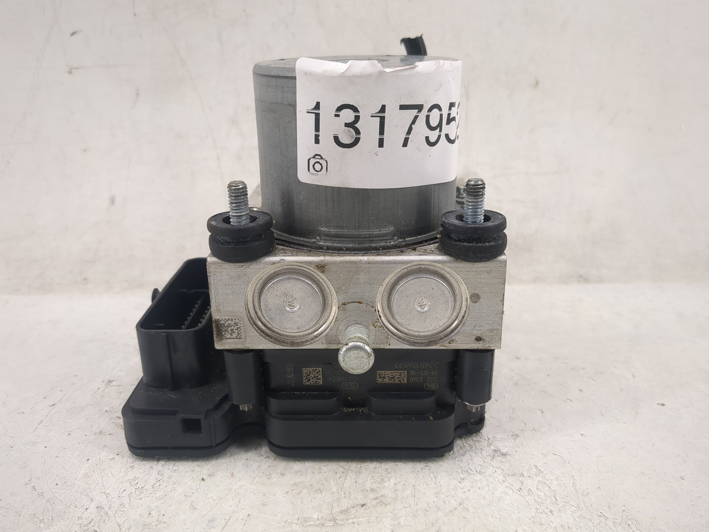 2019-2021 Chevrolet Malibu ABS Pump Control Module Replacement P/N:065055766 269 849, 8450 1623 Fits Fits 2019 2020 2021 OEM