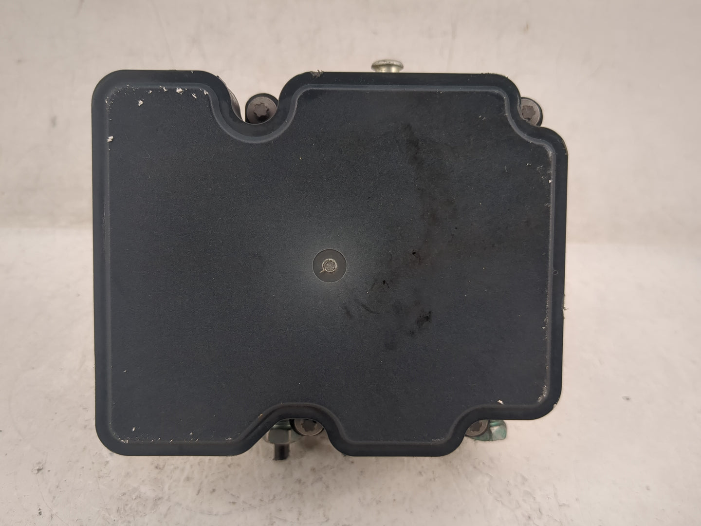 2019-2021 Chevrolet Malibu ABS Pump Control Module Replacement P/N:06505576 Fits Fits 2019 2020 2021 OEM Used Auto Parts - O