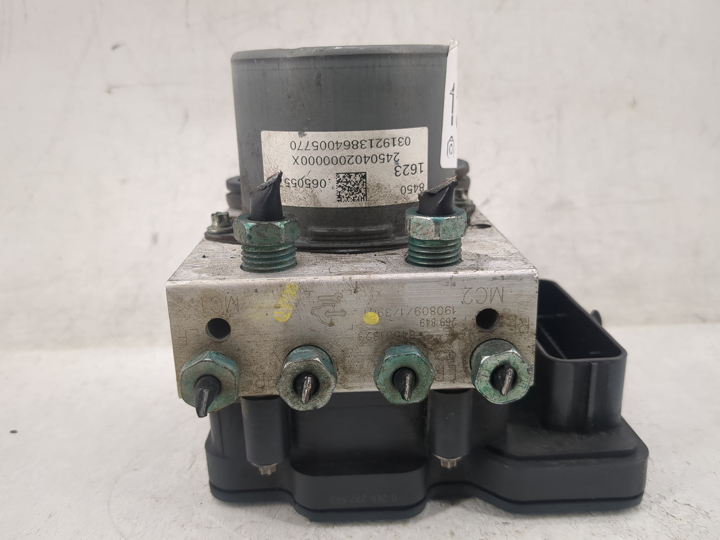 2019-2021 Chevrolet Malibu ABS Pump Control Module Replacement P/N:8450 1623 Fits Fits 2019 2020 2021 OEM Used Auto Parts - 
