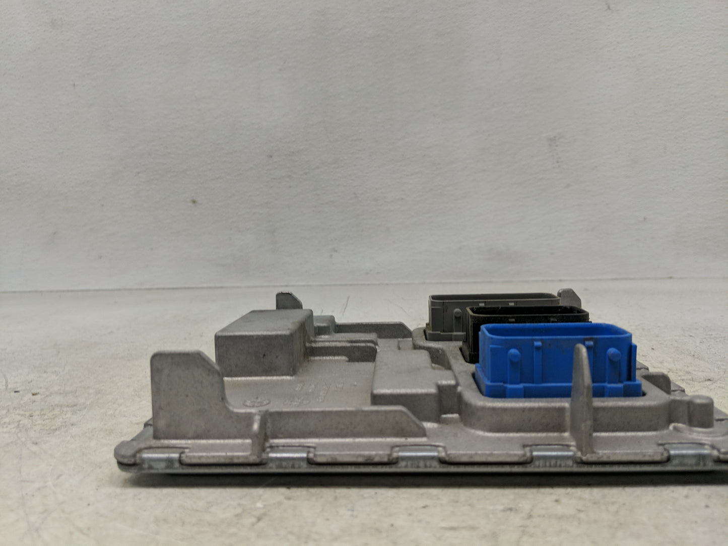2020-2021 Chevrolet Malibu PCM Engine Control Computer ECU ECM PCU OEM P/N:116833270 12703745, 12702989 Fits Fits 2020 2021 