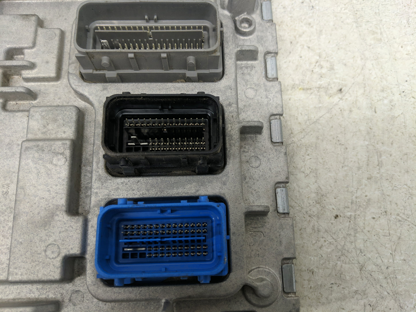 2020-2021 Chevrolet Malibu PCM Engine Control Computer ECU ECM PCU OEM P/N:116833270 12703745, 12702989 Fits Fits 2020 2021 