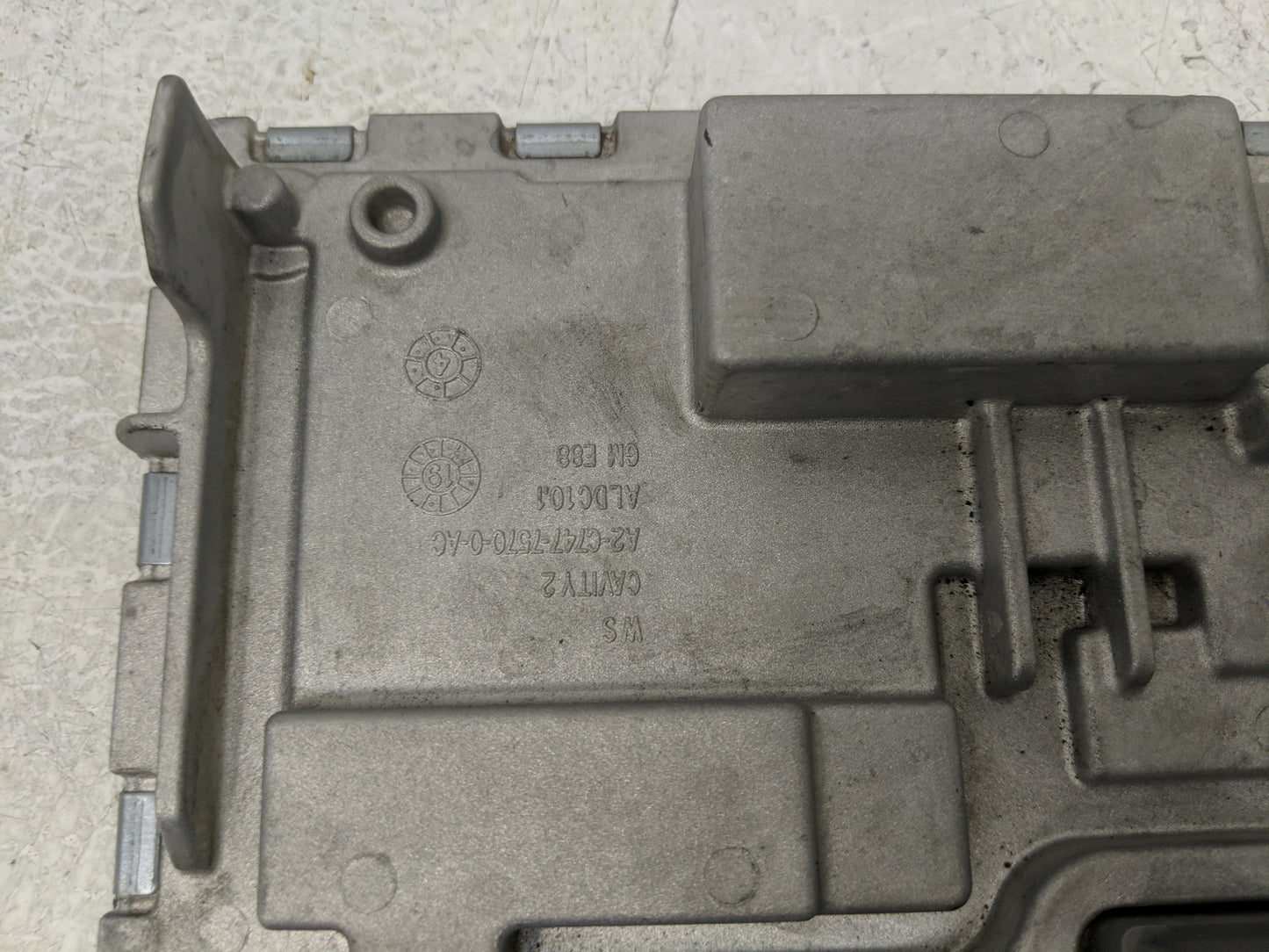 2020-2021 Chevrolet Malibu PCM Engine Control Computer ECU ECM PCU OEM P/N:12702989 12710140, 116833270 Fits Fits 2020 2021 