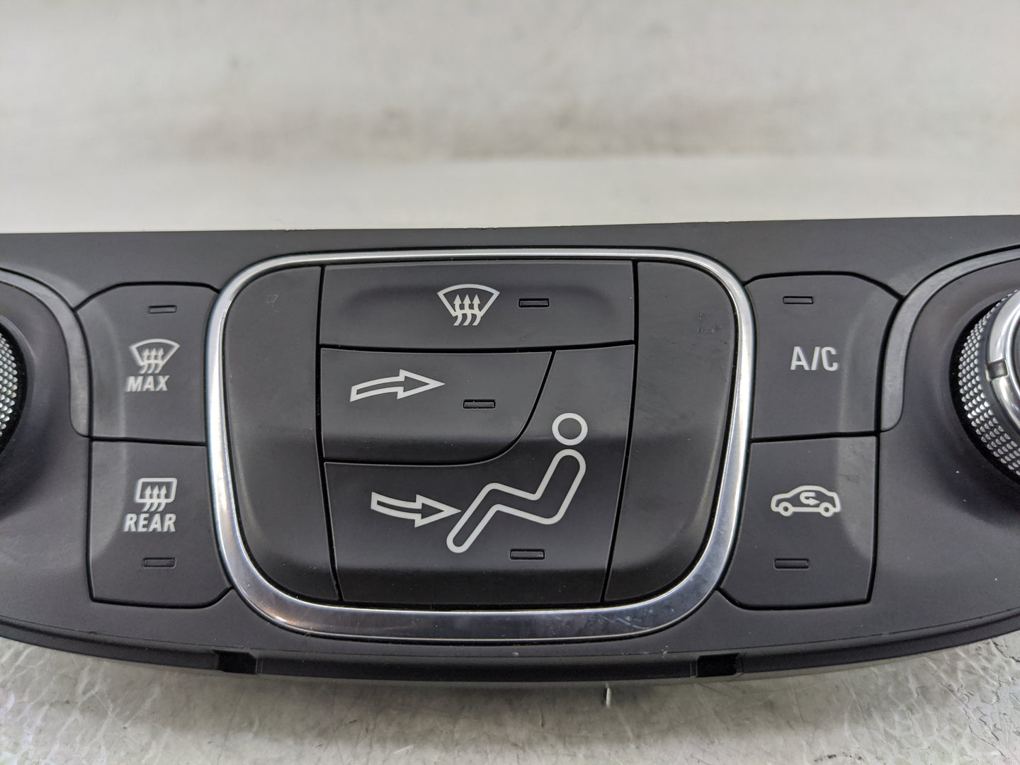 2019-2021 Chevrolet Malibu Climate Control Module Temperature AC/Heater Replacement P/N:84426651 Fits Fits 2019 2020 2021 OE
