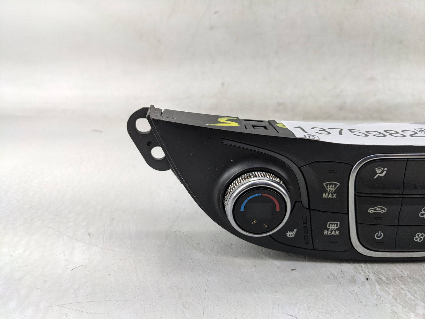2018-2021 Chevrolet Malibu Climate Control Module Temperature AC/Heater Replacement P/N:000235226 84426649 Fits OEM Used Aut