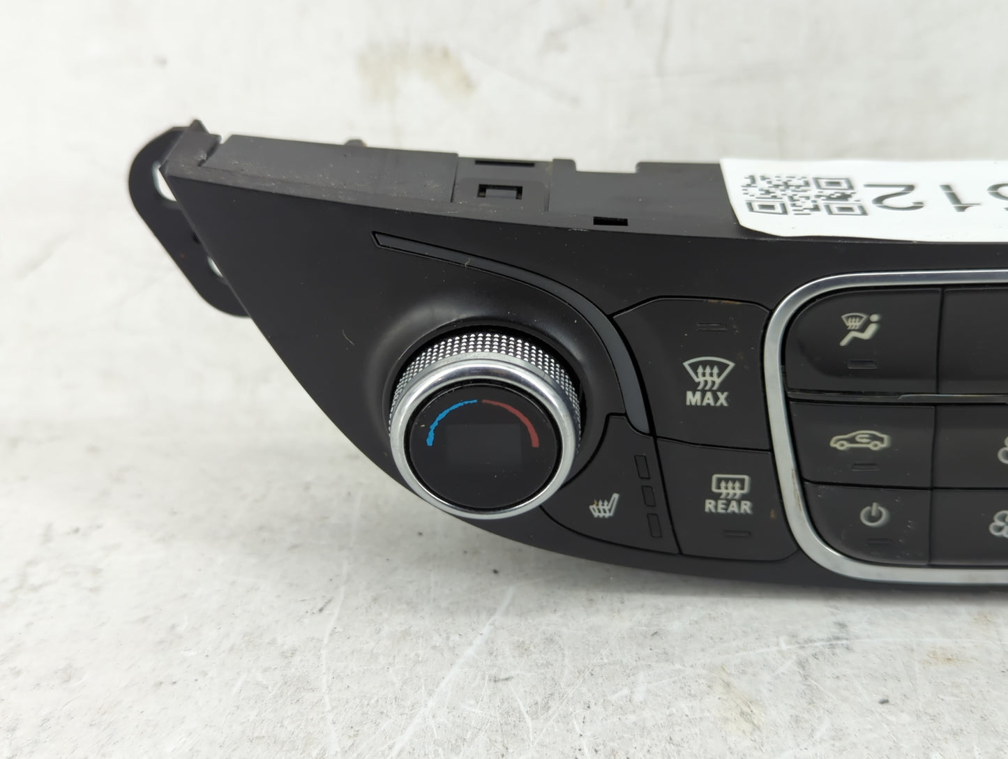 2018-2021 Chevrolet Malibu Climate Control Module Temperature AC/Heater Replacement P/N:000235226 84684288 Fits OEM Used Aut