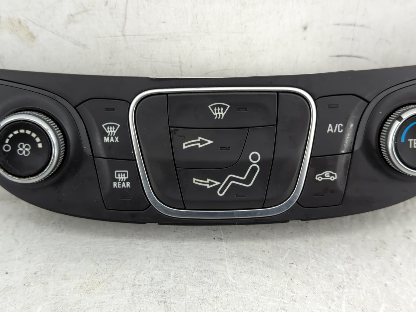 2019-2021 Chevrolet Malibu Climate Control Module Temperature AC/Heater Replacement P/N:000235226 84426651 Fits OEM Used Aut