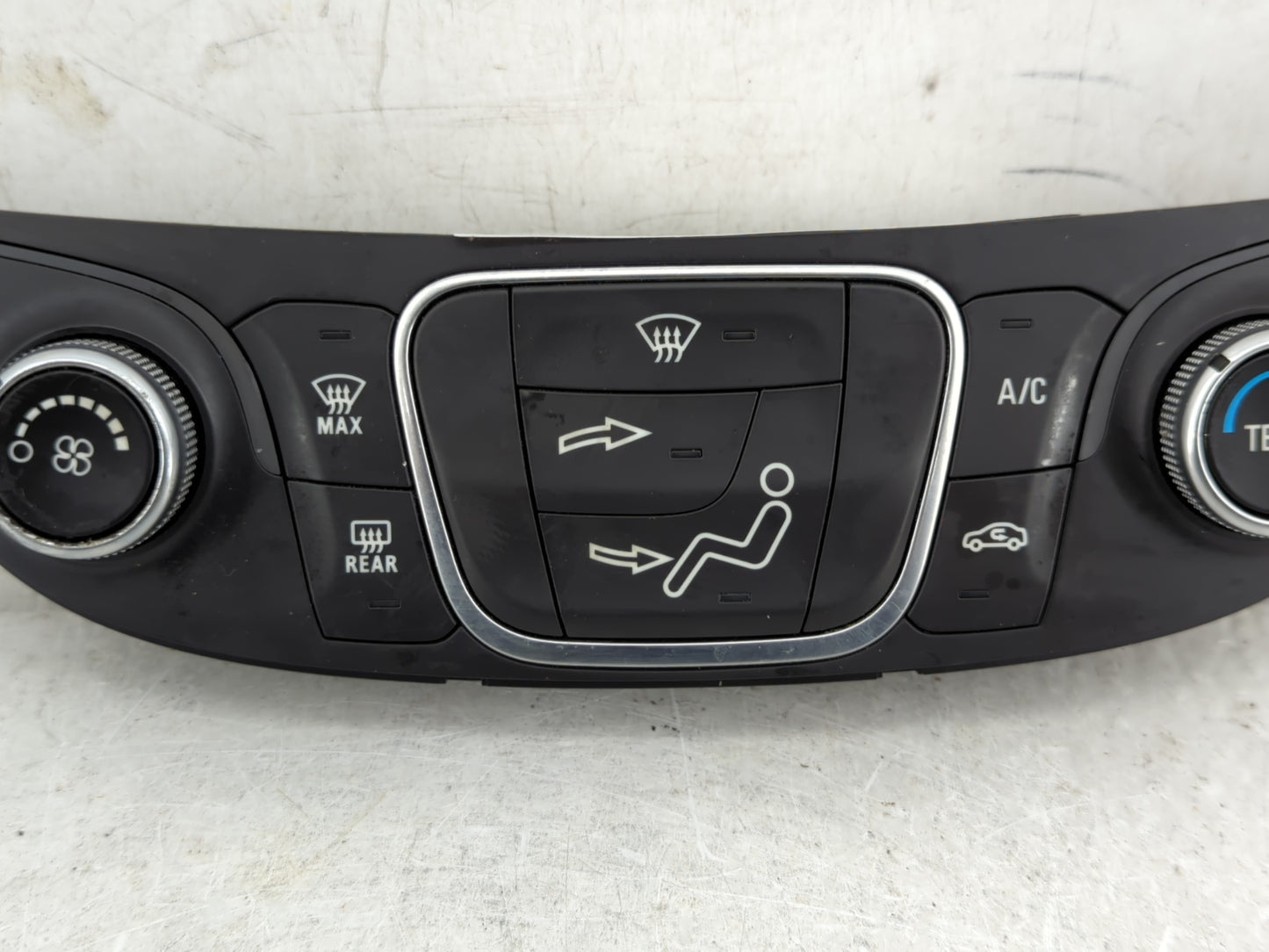 2019-2021 Chevrolet Malibu Climate Control Module Temperature AC/Heater Replacement P/N:000235226 84426651 Fits OEM Used Aut