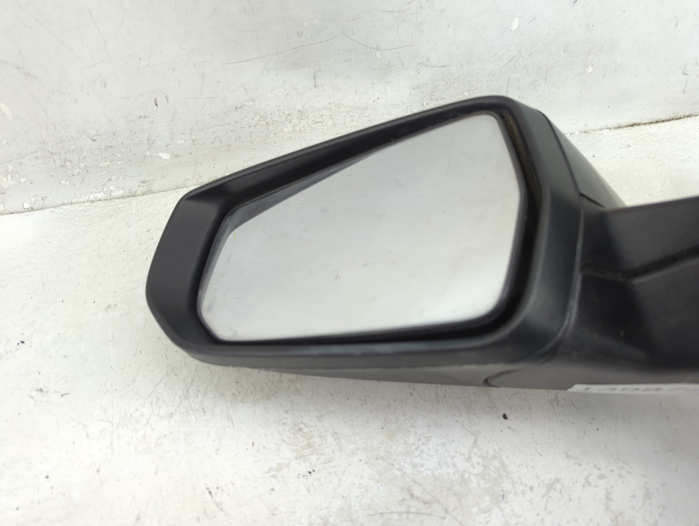 2016-2021 Chevrolet Malibu Driver Side View Mirror - Left Door Mirror OEM Used - Oemusedautoparts1.com