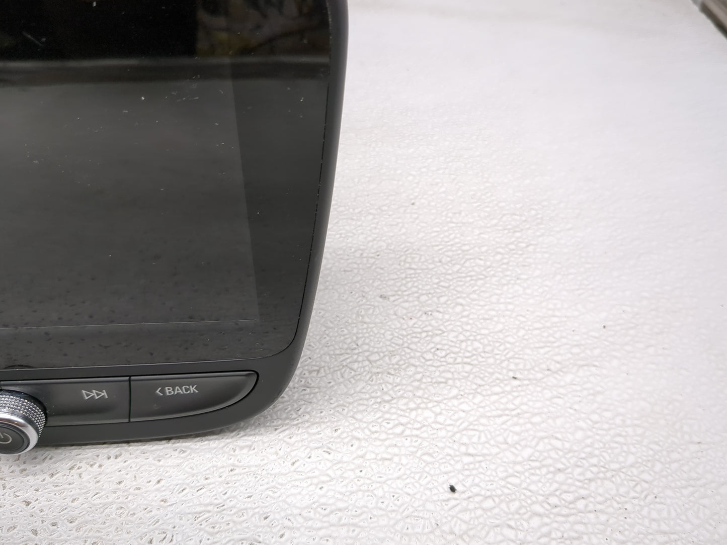 2020 Chevrolet Malibu Information Display Screen - Oemusedautoparts1.com