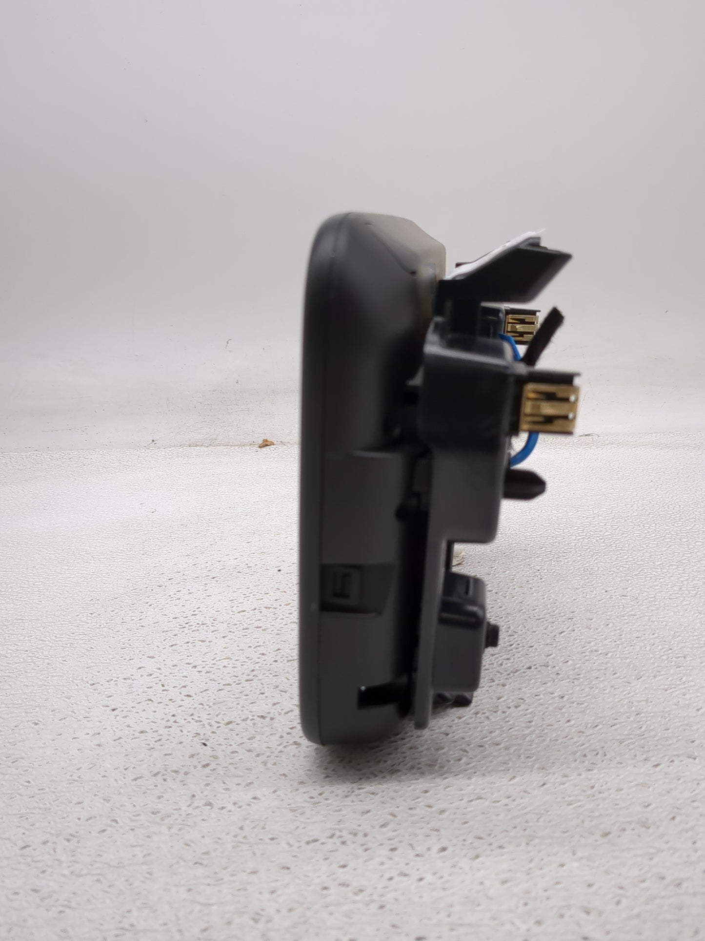 2020 Chevrolet Malibu Information Display Screen - Oemusedautoparts1.com
