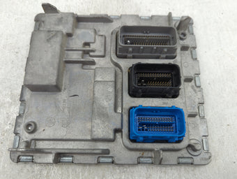 compare product 2020-2021 Chevrolet Malibu PCM Engine Control Computer ECU ECM PCU OEM P/N:12703745 13101010000000X Fits Fits 2020 2021 2022 OEM Used Auto Parts