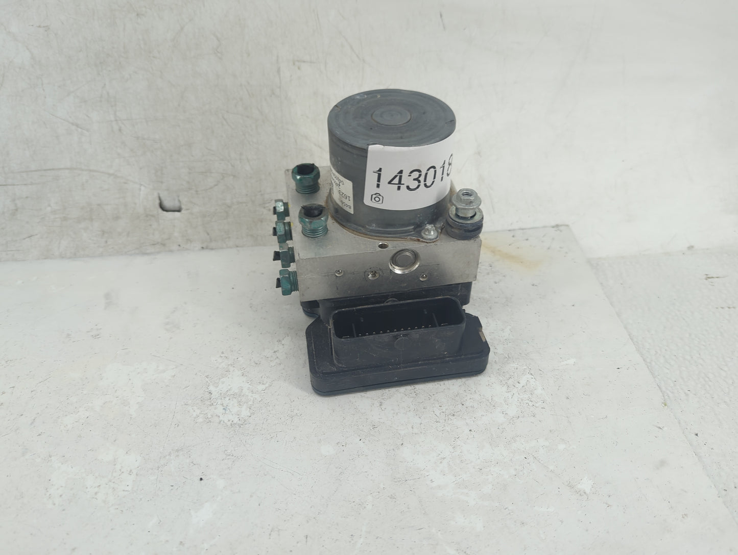2019-2021 Chevrolet Malibu ABS Pump Control Module Replacement Fits Fits 2019 2020 2021 OEM Used Auto Parts - Oemusedautopar
