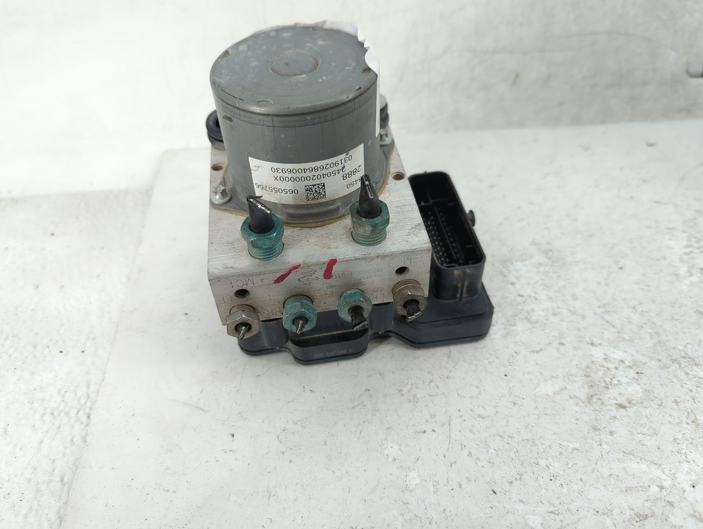 2019-2021 Chevrolet Malibu ABS Pump Control Module Replacement P/N:065055766 Fits Fits 2019 2020 2021 OEM Used Auto Parts - 