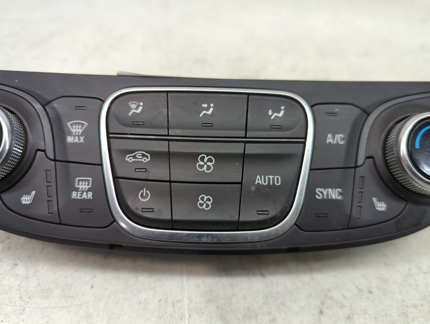 2018-2021 Chevrolet Malibu Climate Control Module Temperature AC/Heater Replacement P/N:84684288 000235226 Fits OEM Used Aut