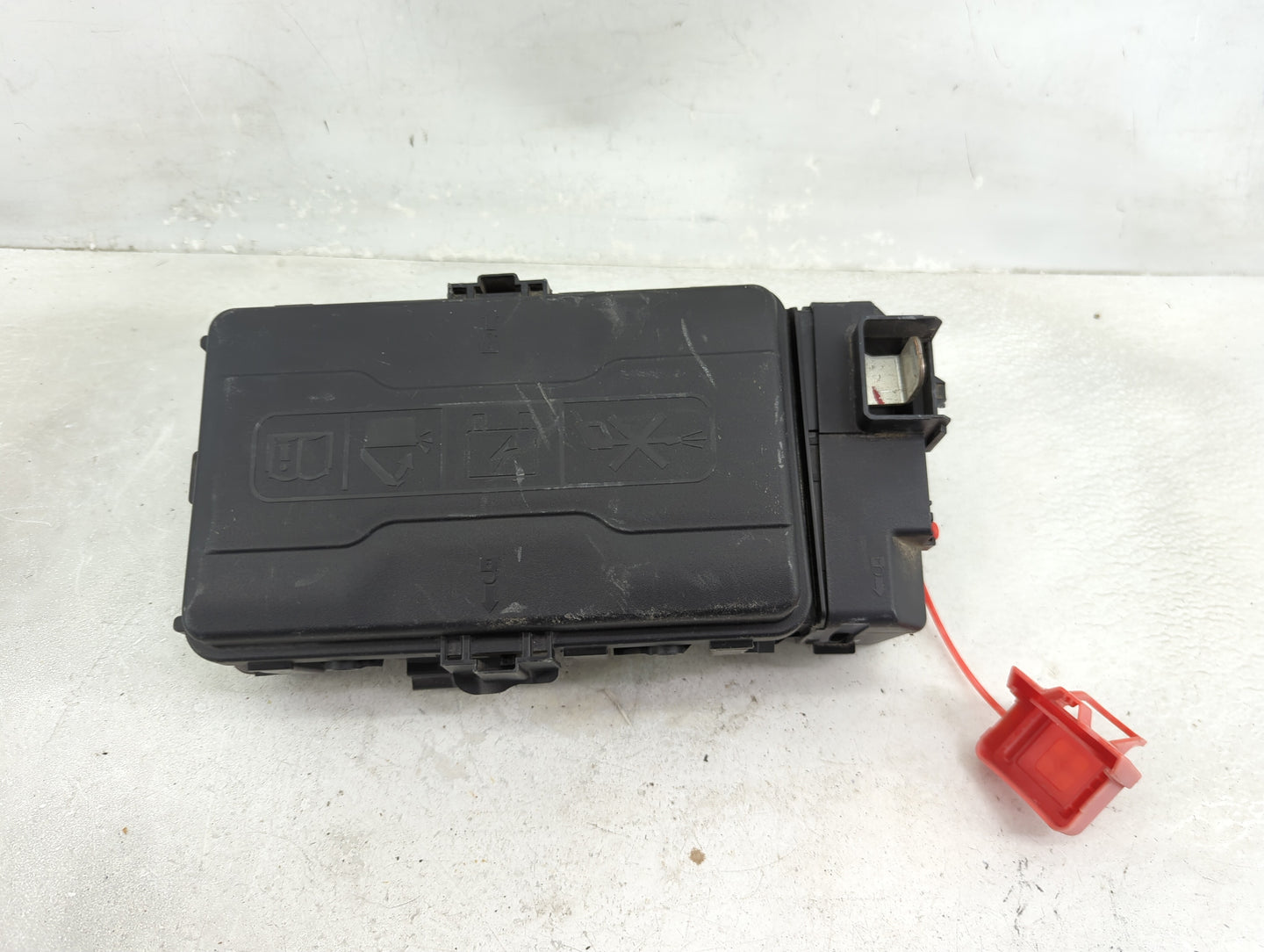 2019-2021 Chevrolet Malibu Fusebox Fuse Box Panel Relay Module Fits Fits 2019 2020 2021 OEM Used Auto Parts - Oemusedautopar