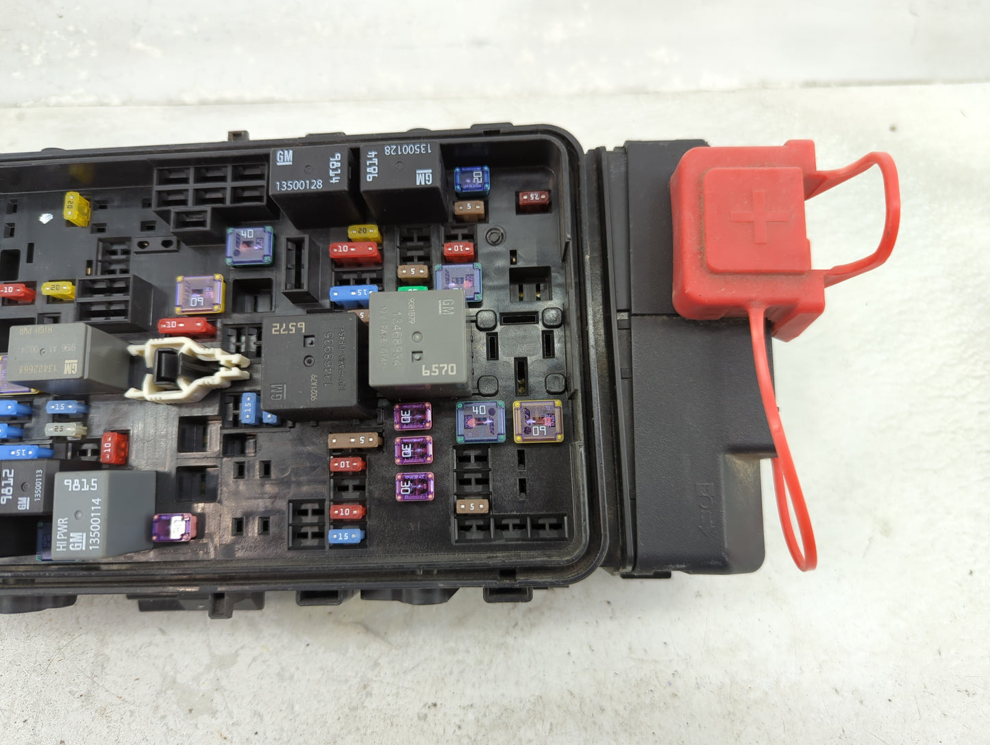 2019-2021 Chevrolet Malibu Fusebox Fuse Box Panel Relay Module Fits Fits 2019 2020 2021 OEM Used Auto Parts - Oemusedautopar