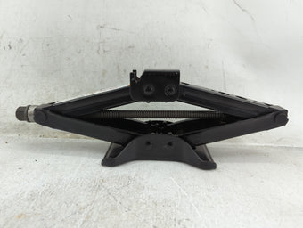 compare product 2020 Chevrolet Malibu Spare Scissor Car Jack 1431710