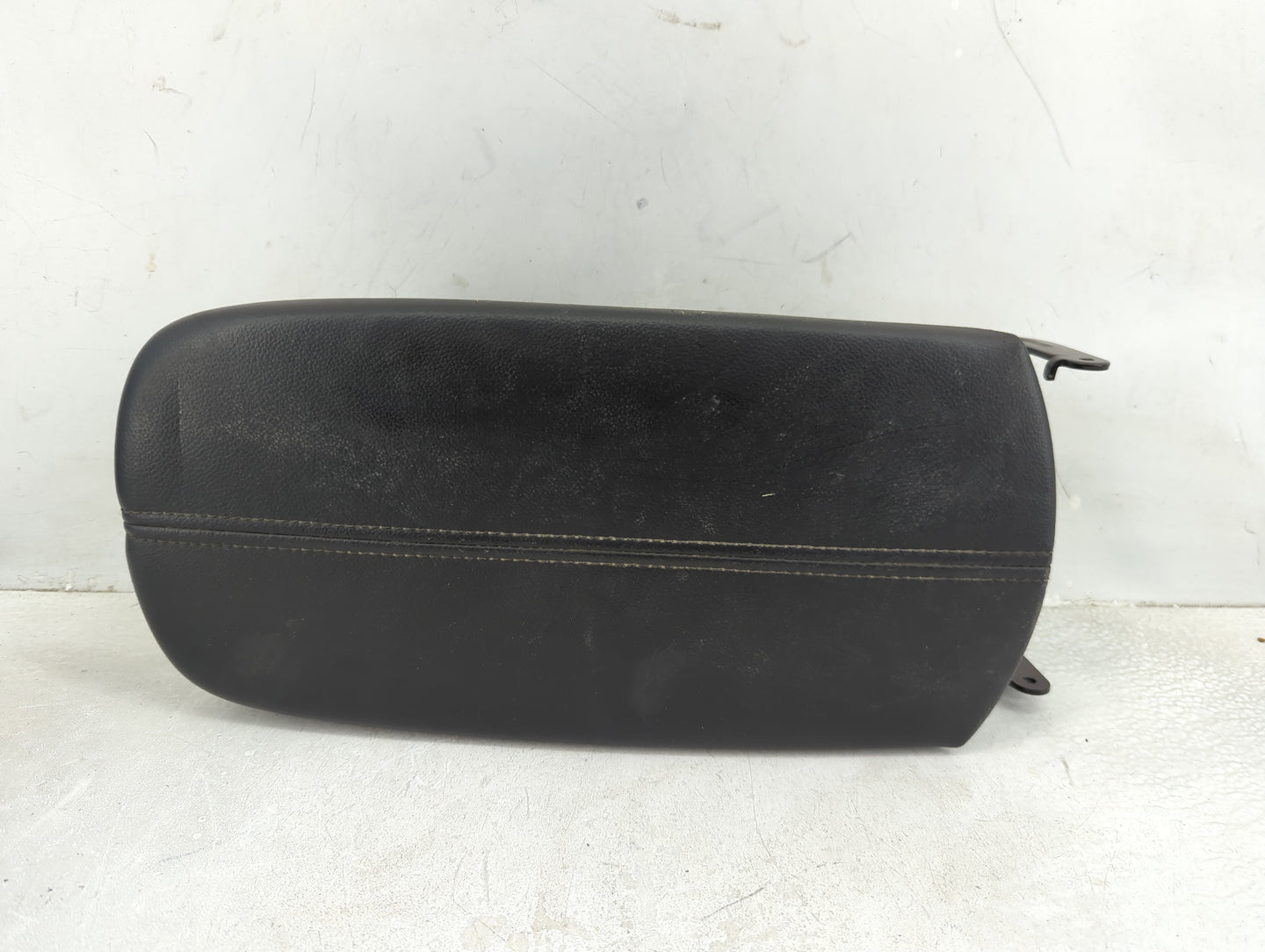 2020 Chevrolet Malibu Center Console Armrest Cover Lid Fits OEM Used Auto Parts - Oemusedautoparts1.com