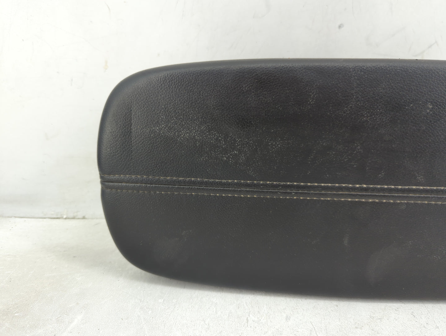 2020 Chevrolet Malibu Center Console Armrest Cover Lid Fits OEM Used Auto Parts - Oemusedautoparts1.com